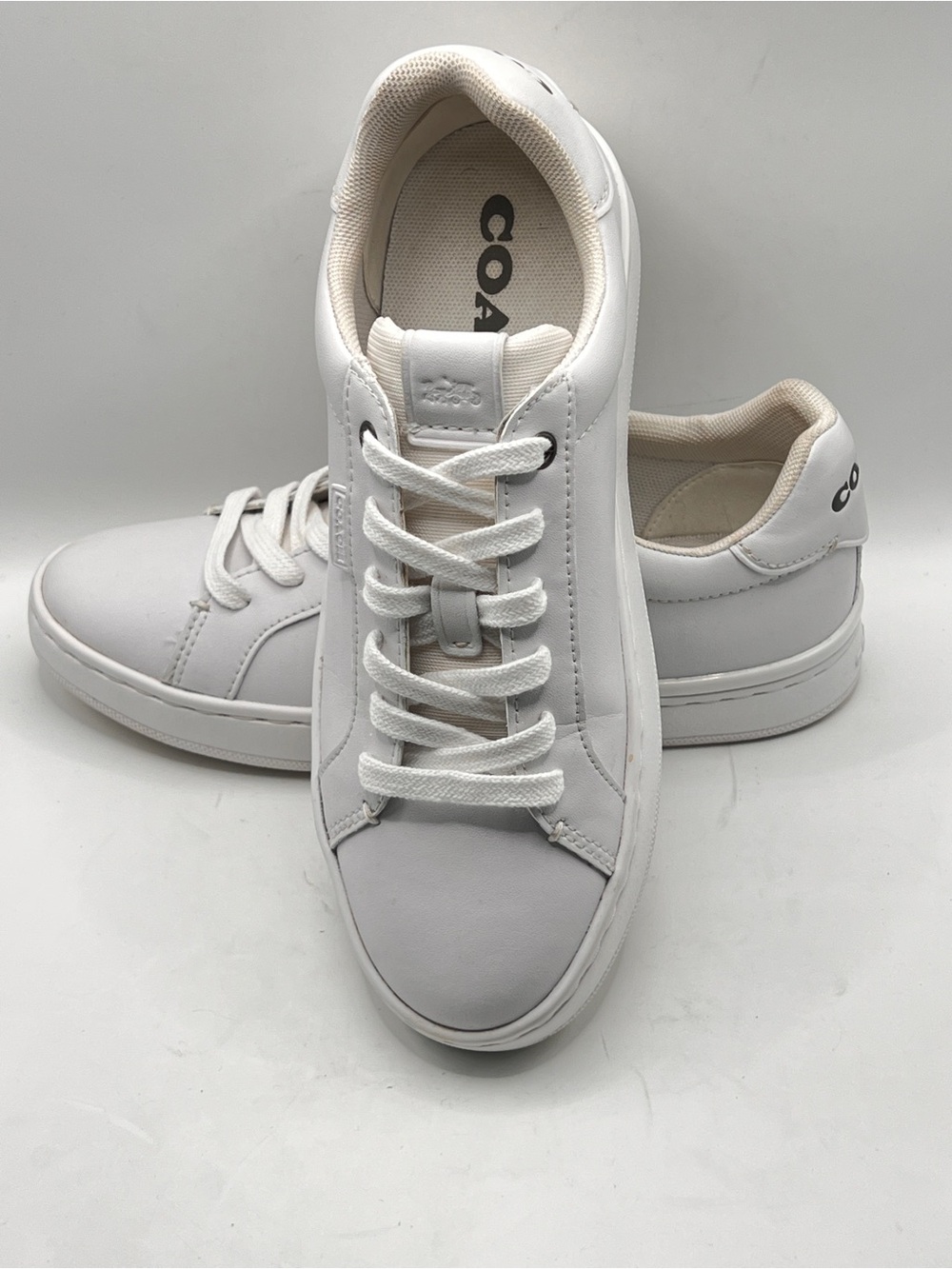 COACH Women’s Lowline White Leather Low Top Sneakers Size 6B